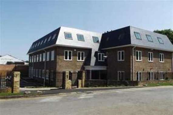 2 bedroom Flat to re...